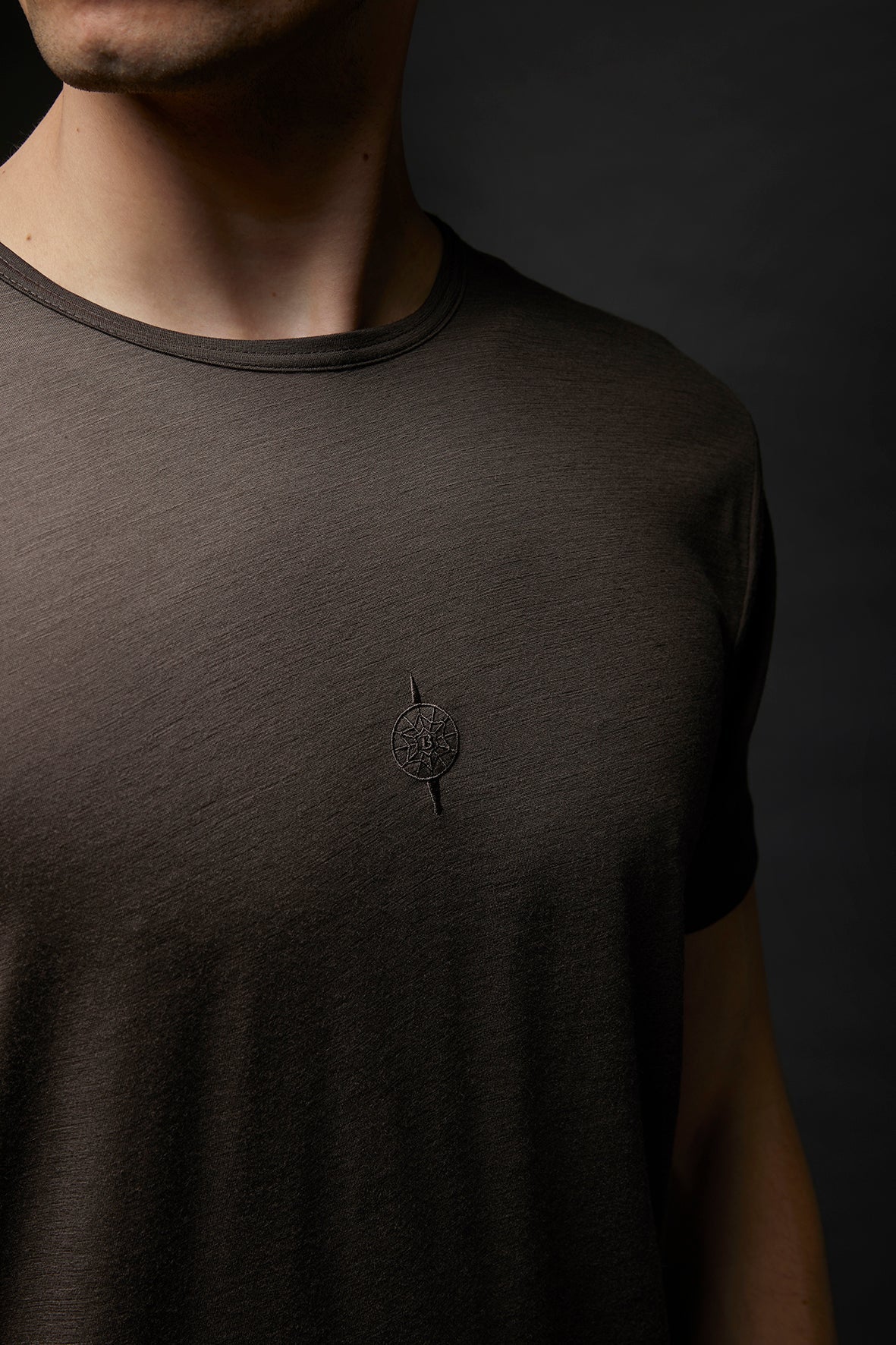 MERINO TEE - MUD