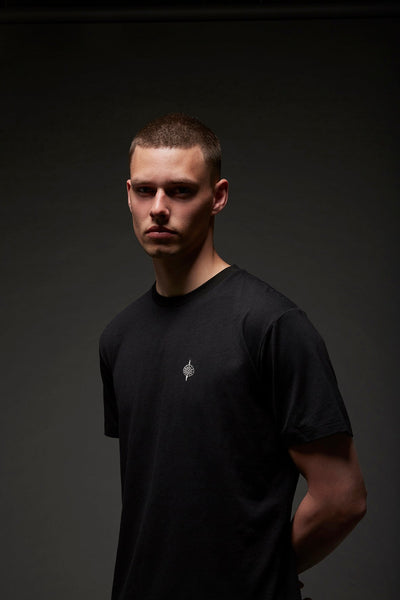 RUNWAY T-SHIRT BLACK