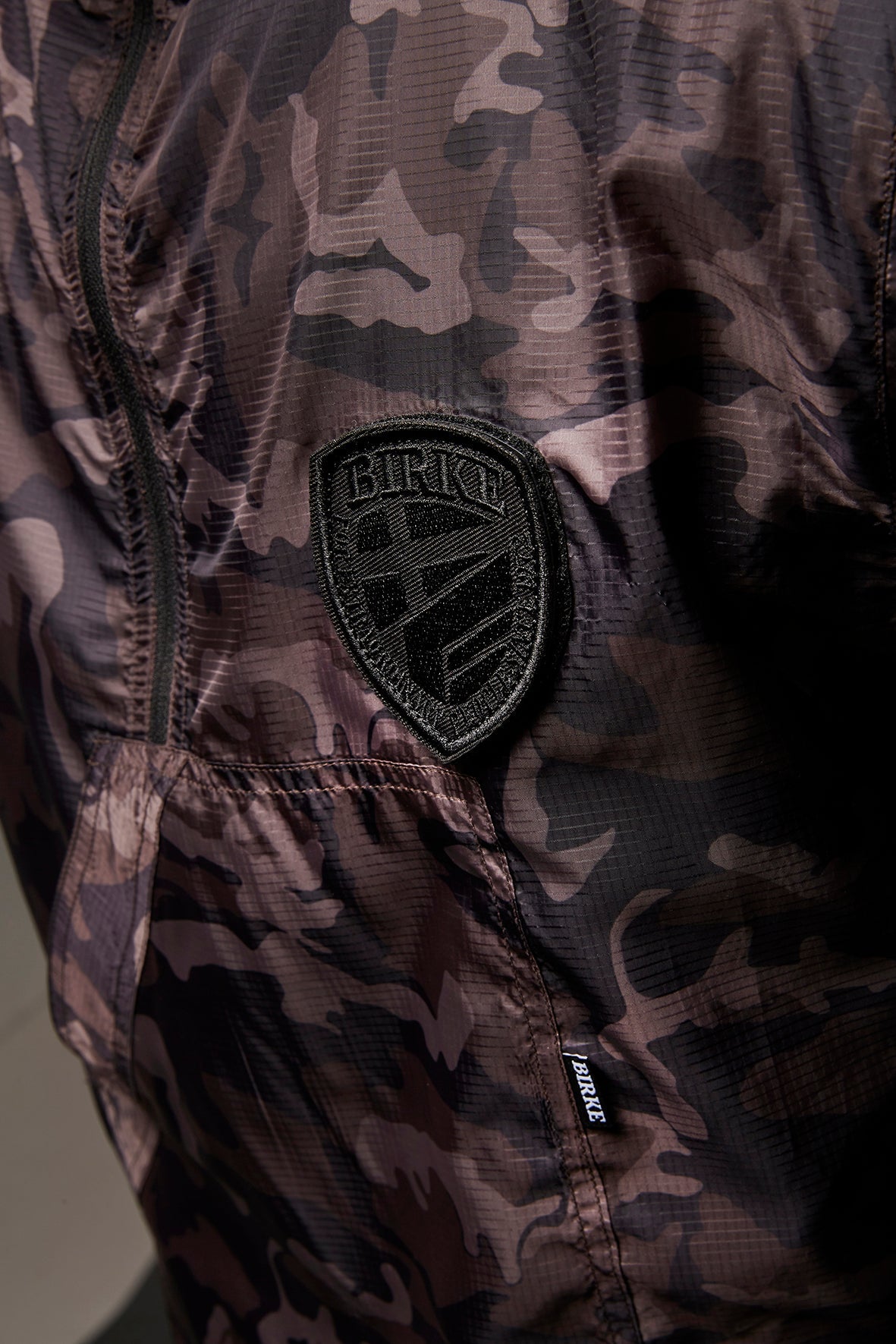 SQUADRON PACKABLE ANORAK