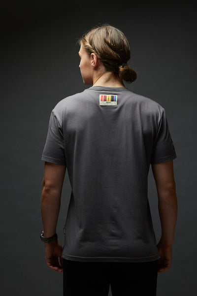 RUNWAY T-SHIRT WARSHIP GREY.