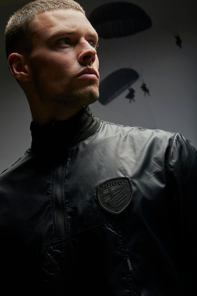 RUNNING ANORAK BLACK/BLACK